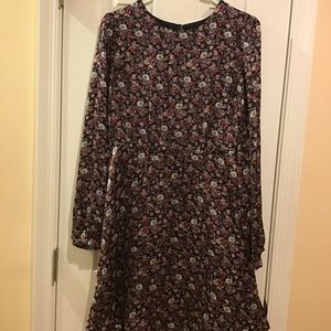 Forever 21  Floral Dress - Size M